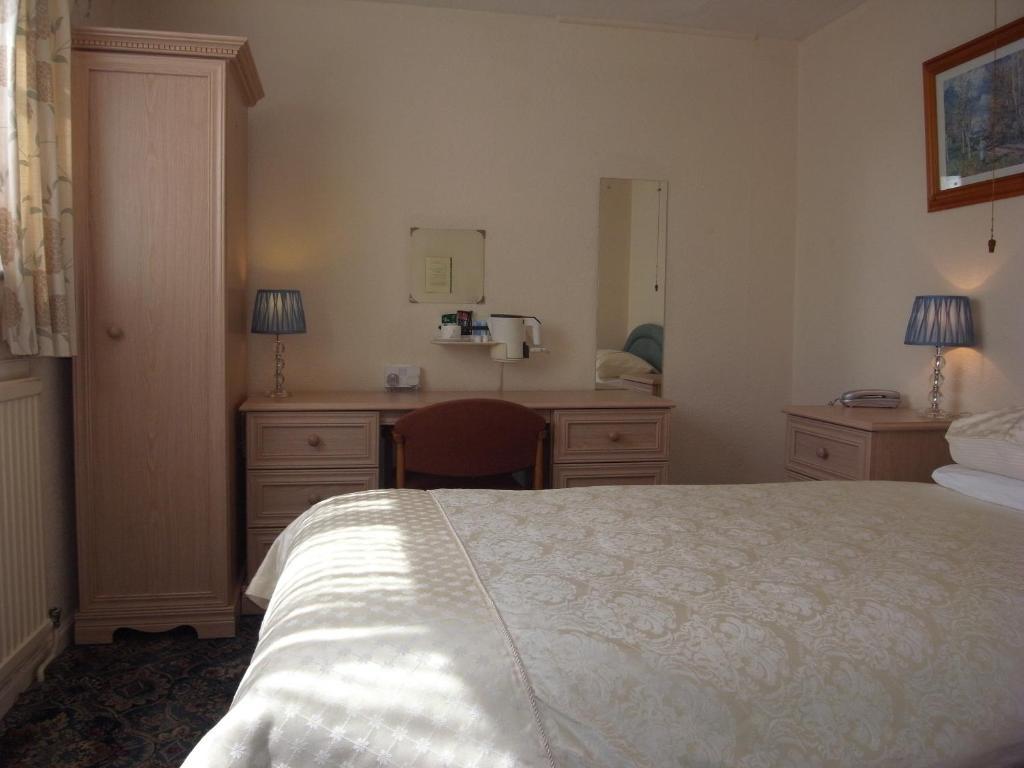 Hylands Nottingham Quarto foto